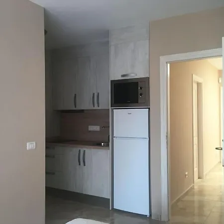 Independiente Estudio En Acogedora Casita De Mai Apartamento